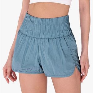 💙NWT Athletic Shorts for Women Elastic High Waisted Size M.
